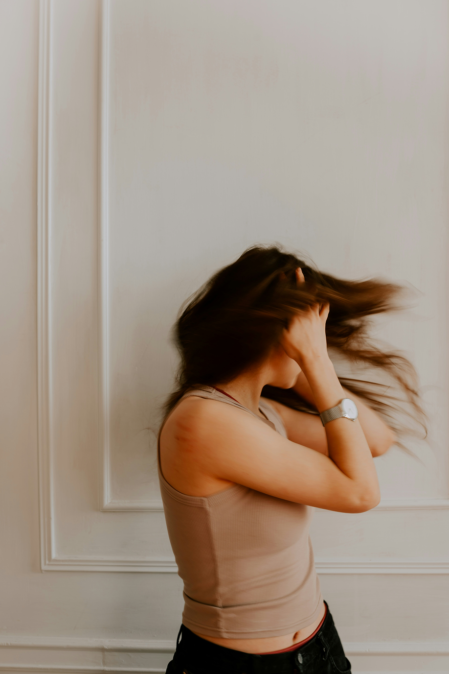 kateryna-hliznitsova-vcoGr7BFUIo-unsplash 1