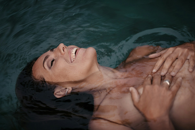 polina-kuzovkova-IH2ZEdzDTA0-unsplash 1